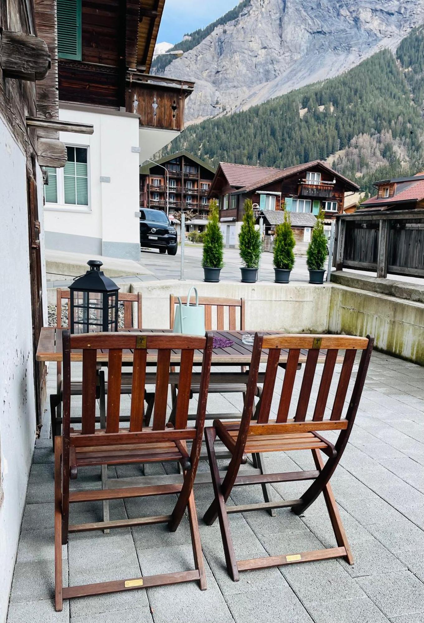 Charming, Well-Equipped Alpine Apartment Kandersteg Bagian luar foto