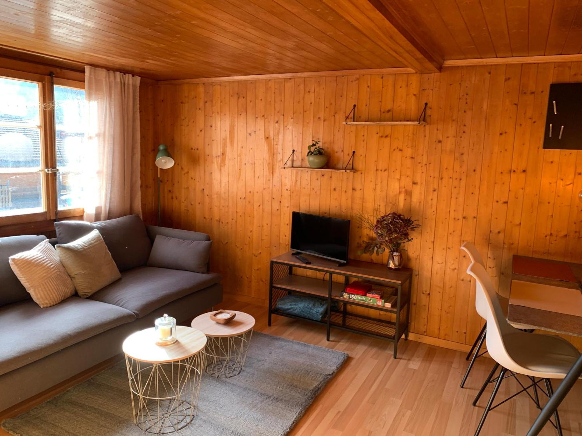 Charming, Well-Equipped Alpine Apartment Kandersteg Bagian luar foto
