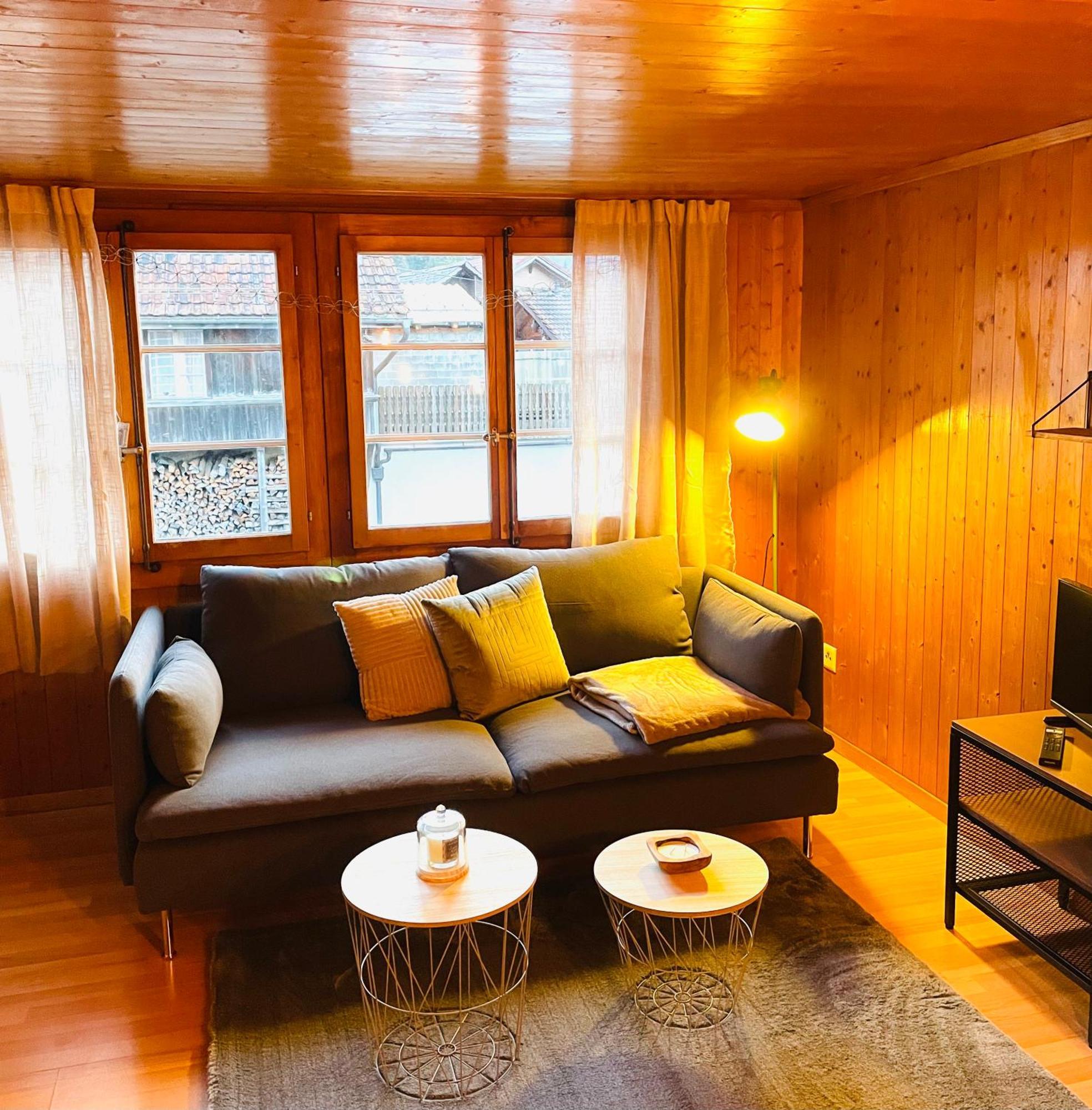 Charming, Well-Equipped Alpine Apartment Kandersteg Bagian luar foto